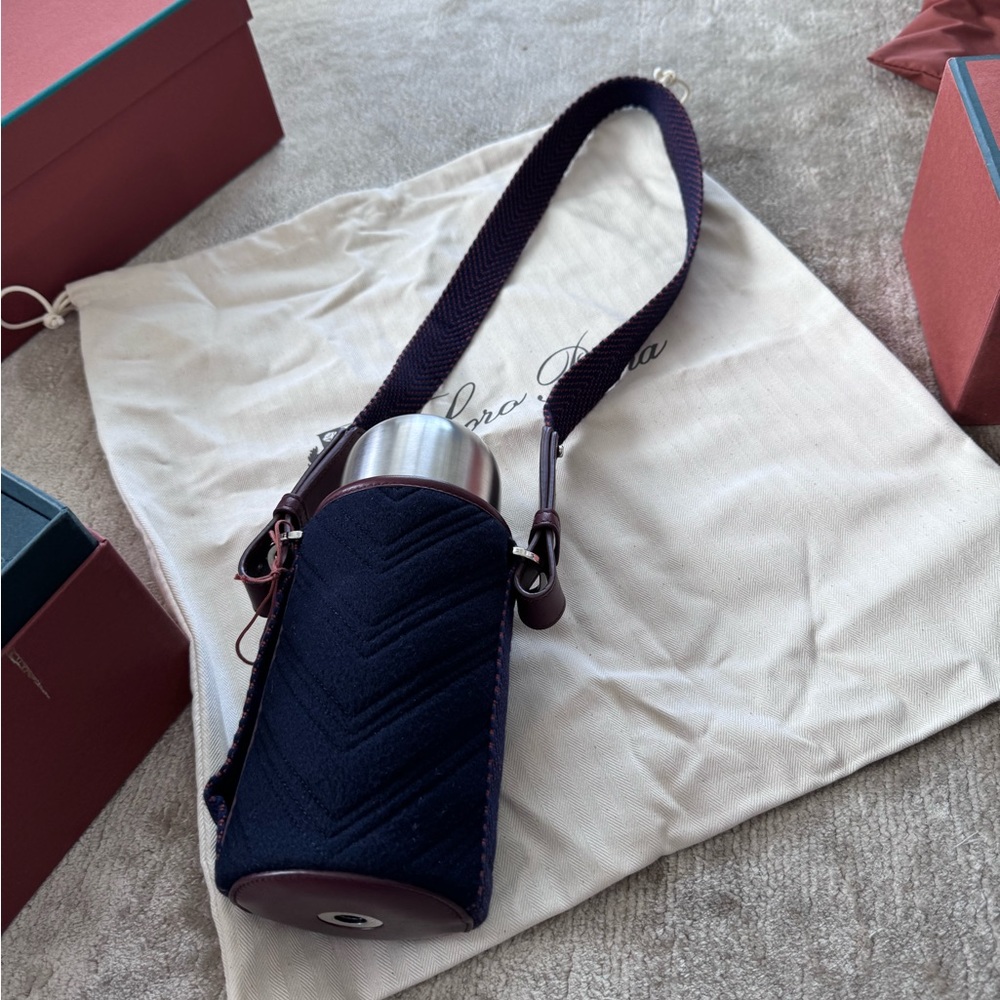 Loro Piana water bottle cashmere exclusive